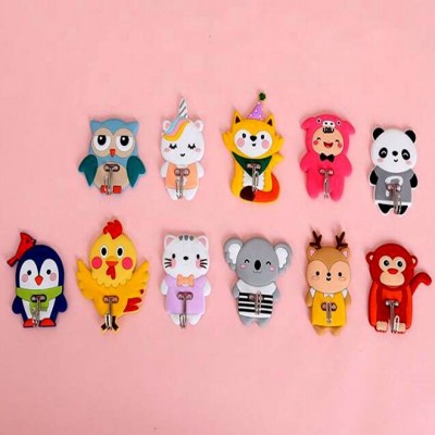 small animal hook,plastic hook,door hook for wholesale